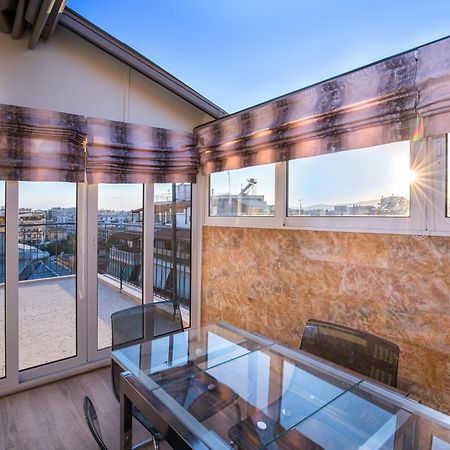 Cosy Apartment With Terrace Near Metro Station Athen Exterior foto