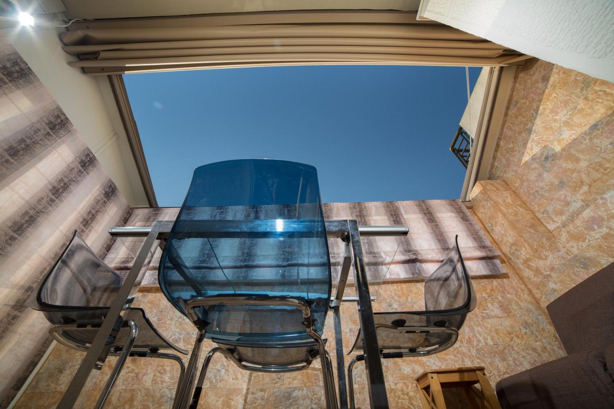 Cosy Apartment With Terrace Near Metro Station Athen Exterior foto