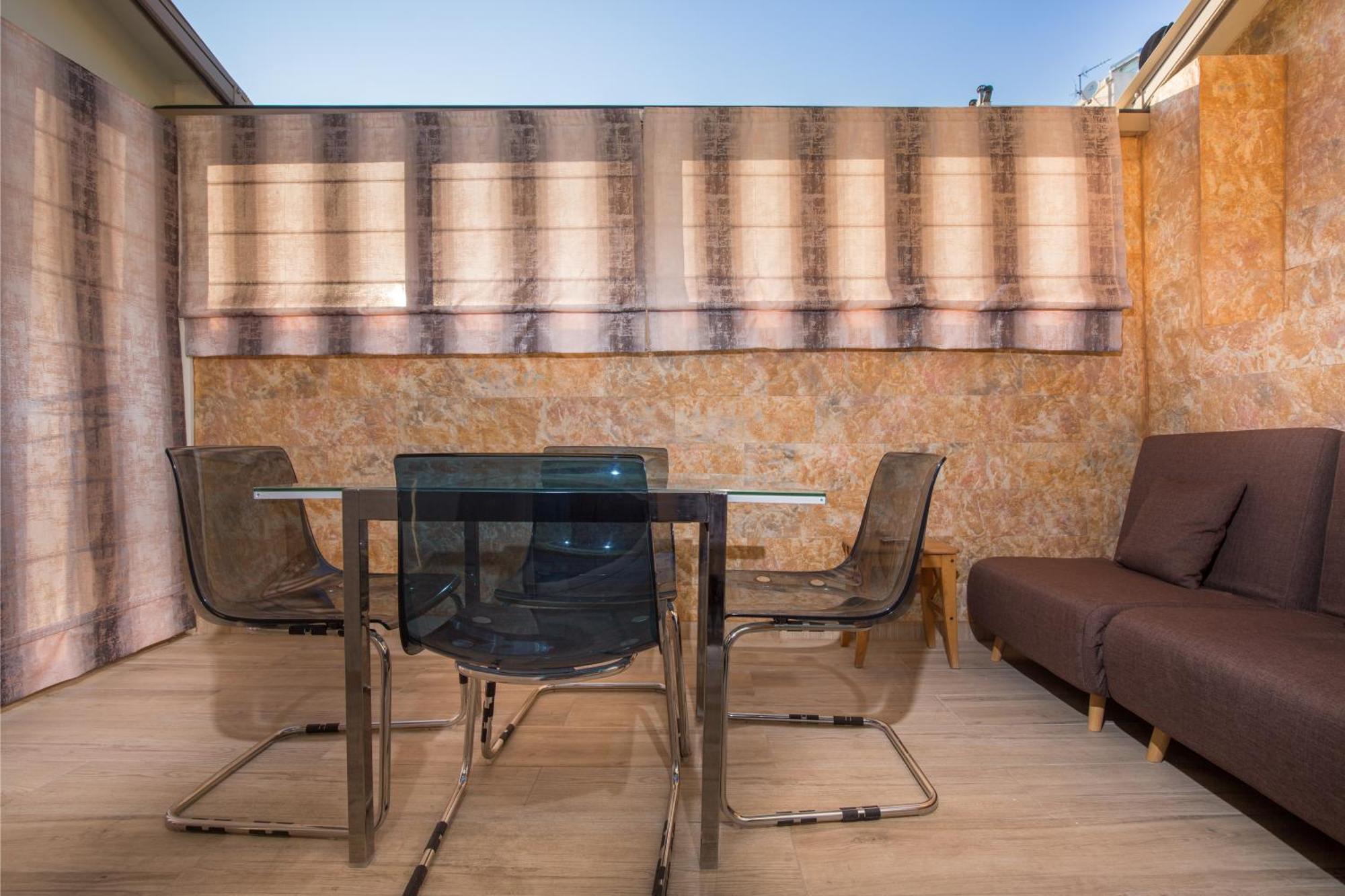 Cosy Apartment With Terrace Near Metro Station Athen Exterior foto